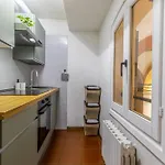 Ottonelli Street Stay- Wifi Fibra Free Tra Storchi & Centro Storico * 모데나