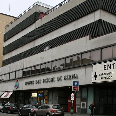 Ottonelli Street Stay- Wifi Fibra Free Tra Storchi & Centro Storico 摩德纳