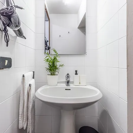 Apartmán Ottonelli Street Stay- Wifi Fibra Free Tra Storchi & Centro Storico *