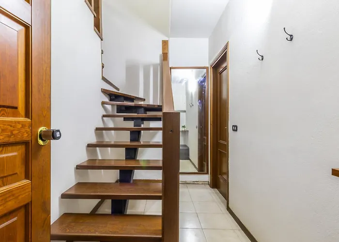 Ottonelli Street Stay- Wifi Fibra Free Tra Storchi & Centro Storico * 摩德纳